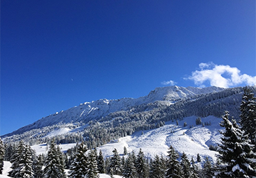  oberjoch freeride skitour frau bergschön allgäu melköde schwarzwasserhütte ifen platteu 2018 bergschön skigebiet allgäu winter