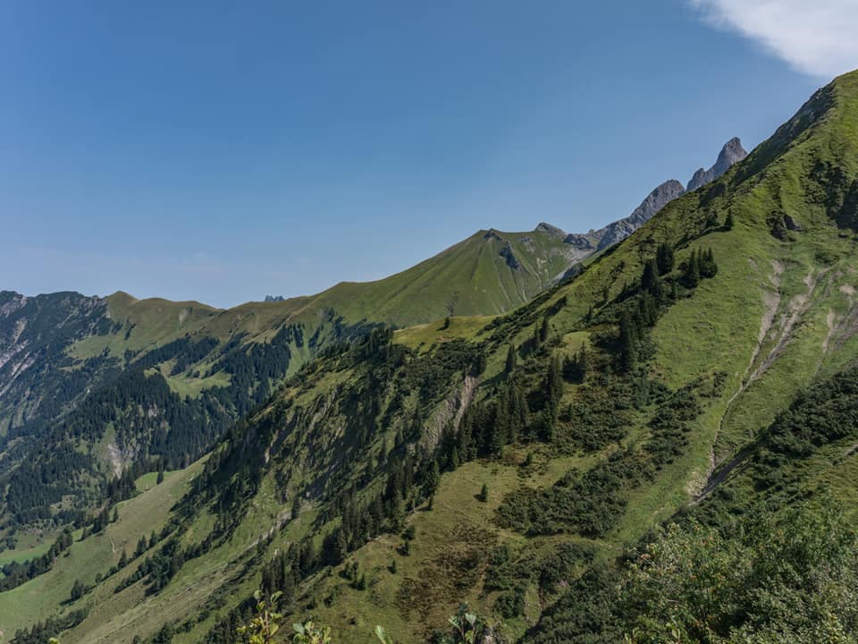 enzianhuette  bergschön fraubergschön