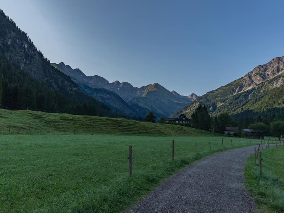 enzianhuette  bergschön fraubergschön