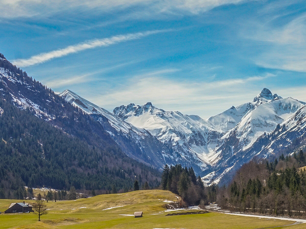 Frau Bergschön Oberstdorf nach Gerstruben