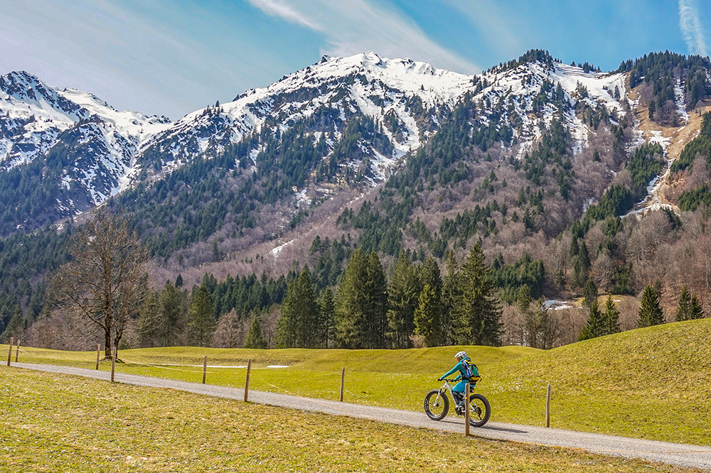 Frau Bergschön Oberstdorf nach Gerstruben