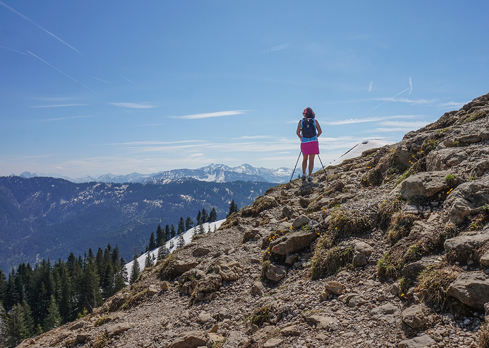 FRAU BERGSCHÖN OBERALLGÄU GRÜNTEN