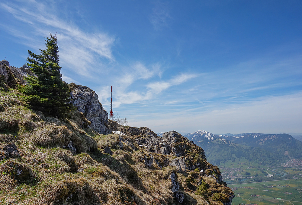 FRAU BERGSCHÖN OBERALLGÄU GRÜNTEN 