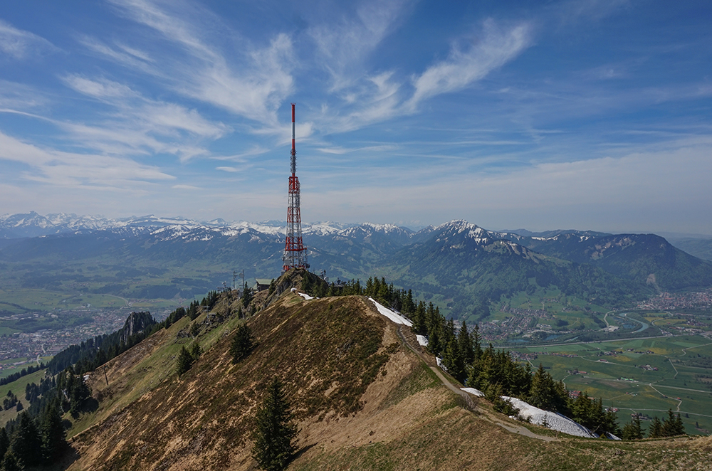 FRAU BERGSCHÖN OBERALLGÄU GRÜNTEN 