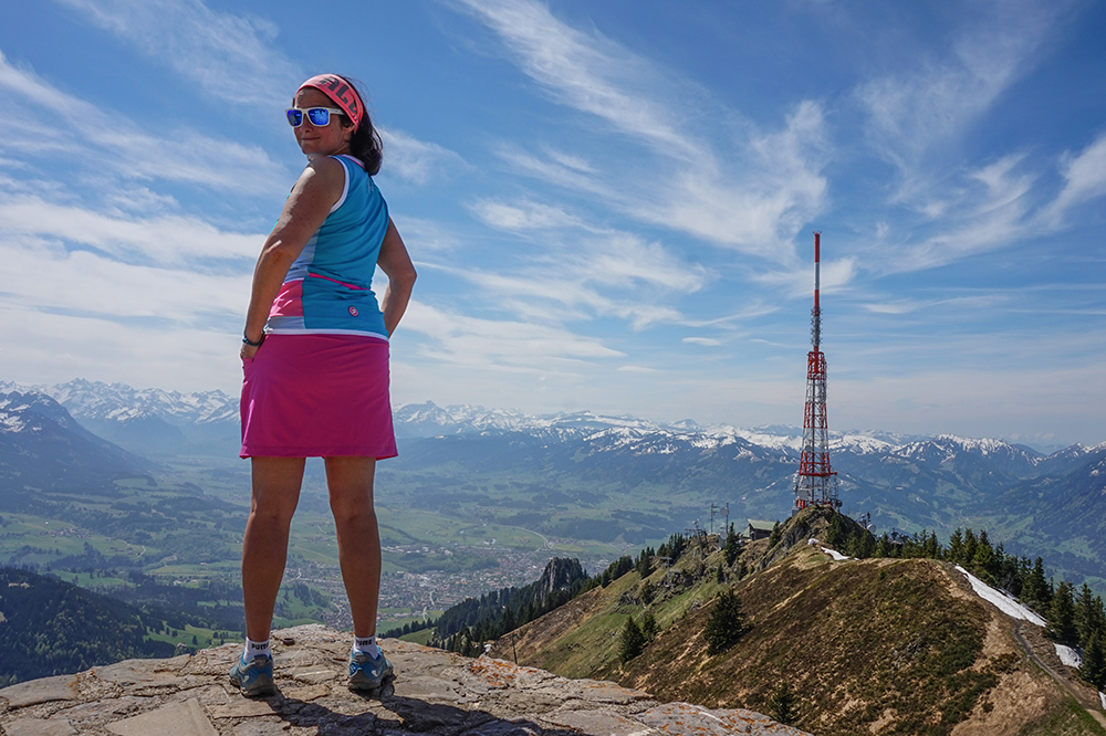 FRAU BERGSCHÖN OBERALLGÄU GRÜNTEN 