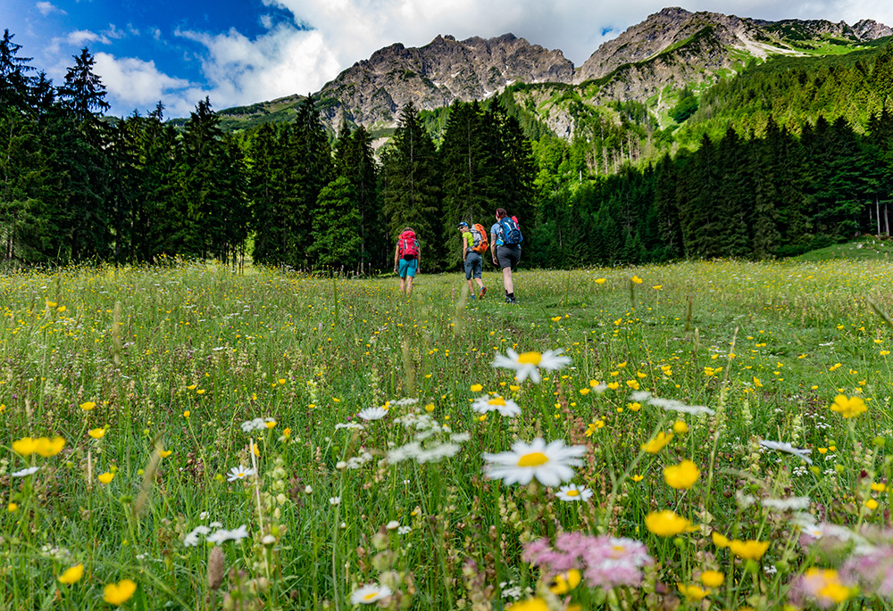 Frau Bergschön Oberallgäu Oberstdorf Guggersee Bergtour