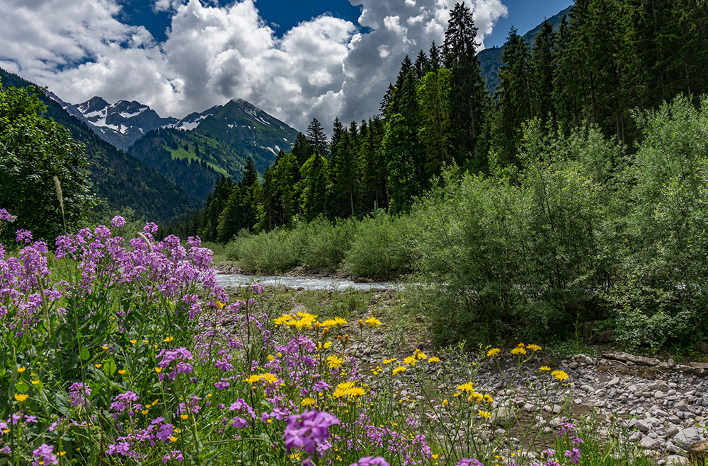 Frau Bergschön Oberallgäu Oberstdorf Guggersee Bergtour