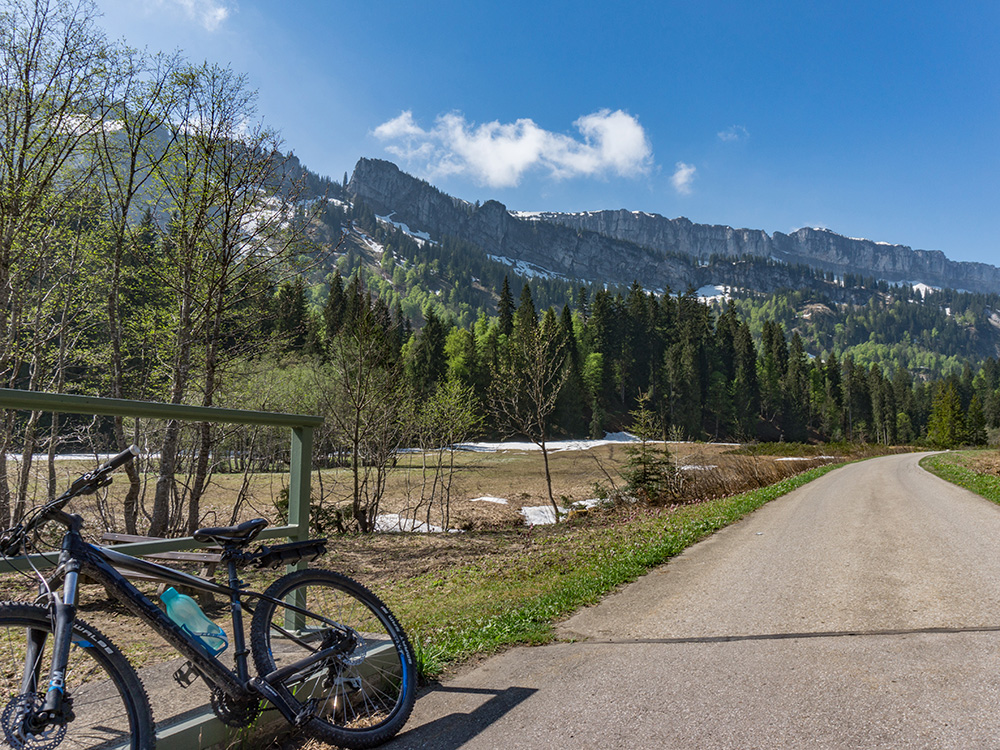 Frau bergschön Rohrmooser Tal Biketour