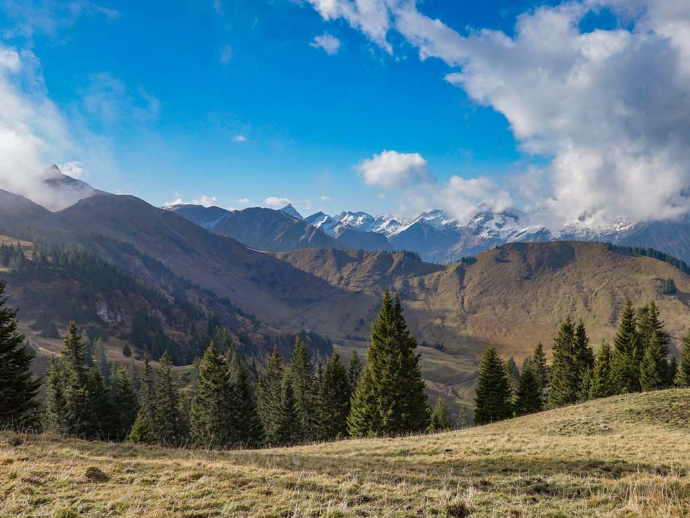 vilsalpsee tannheimer tal bergschön frau bergschön