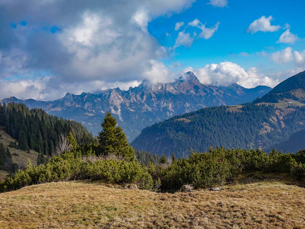 vilsalpsee tannheimer tal bergschön frau bergschön