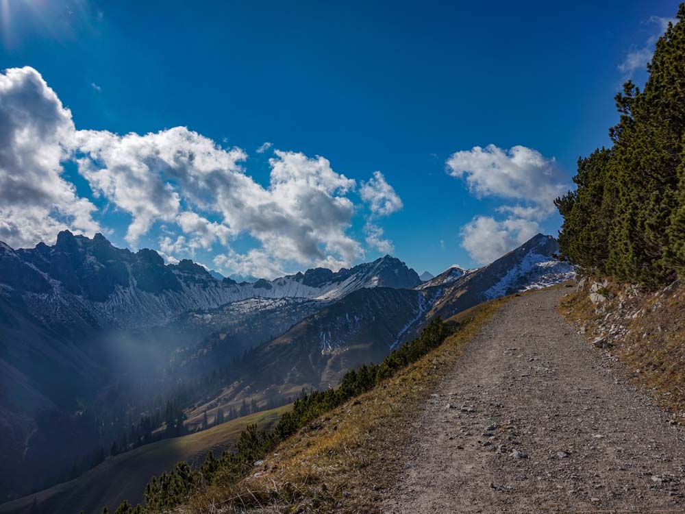 vilsalpsee tannheimer tal bergschön frau bergschön