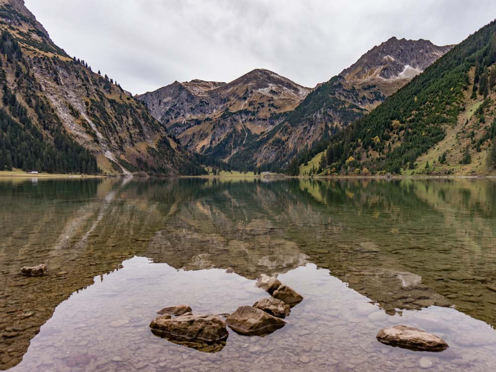 vilsalpsee tannheimer tal bergschön frau bergschön