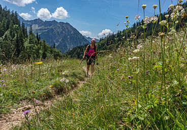 Frau Bergschön Zipfelsalpe Oytal Oberstdorf