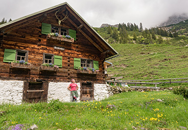 Frau Bergschön Fluchtalpe Biketour