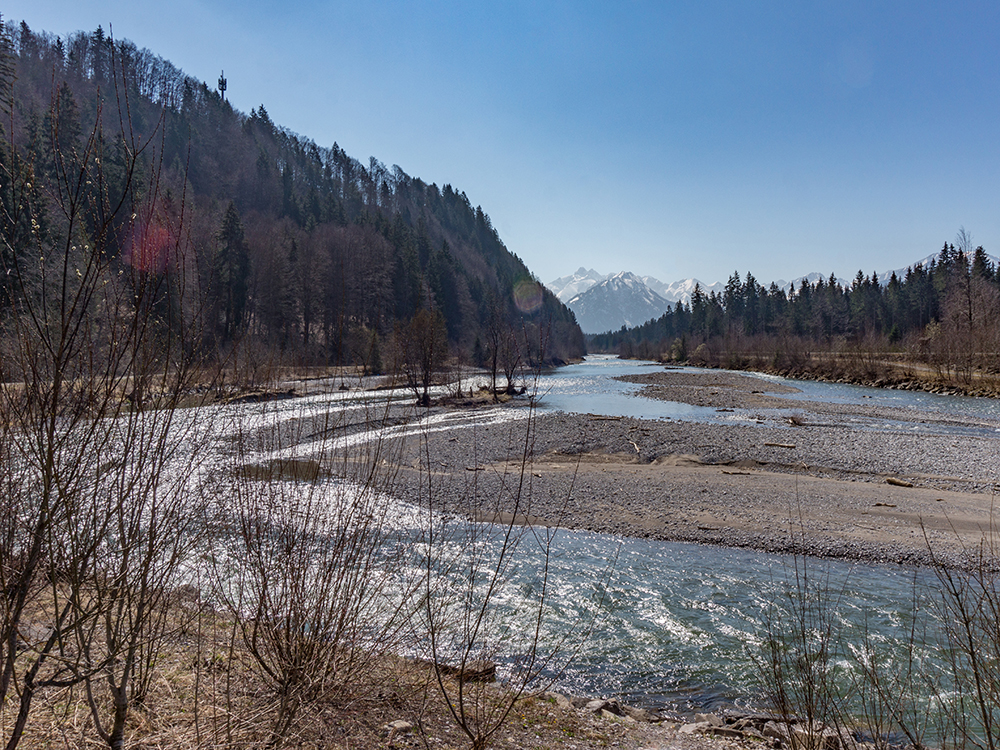 Frau Bergschön Illerdamm Biketour