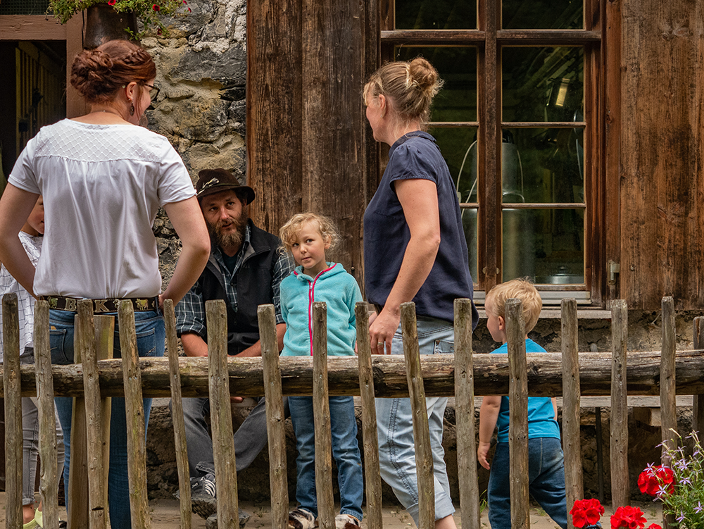 Frau Bergschoen Alpe Engeratsgund Hintersteinertal