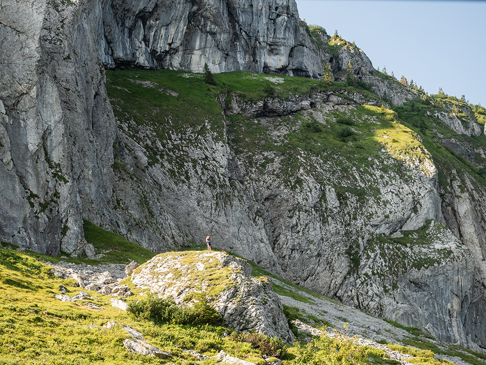 Frau Bergschoen Oytal Alpgenuss Käseralpe Gutenalpe Oberstdorf