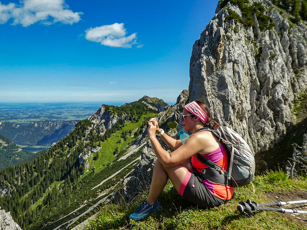 Frau Bergschoen Oytal Alpgenuss Käseralpe Gutenalpe Oberstdorf