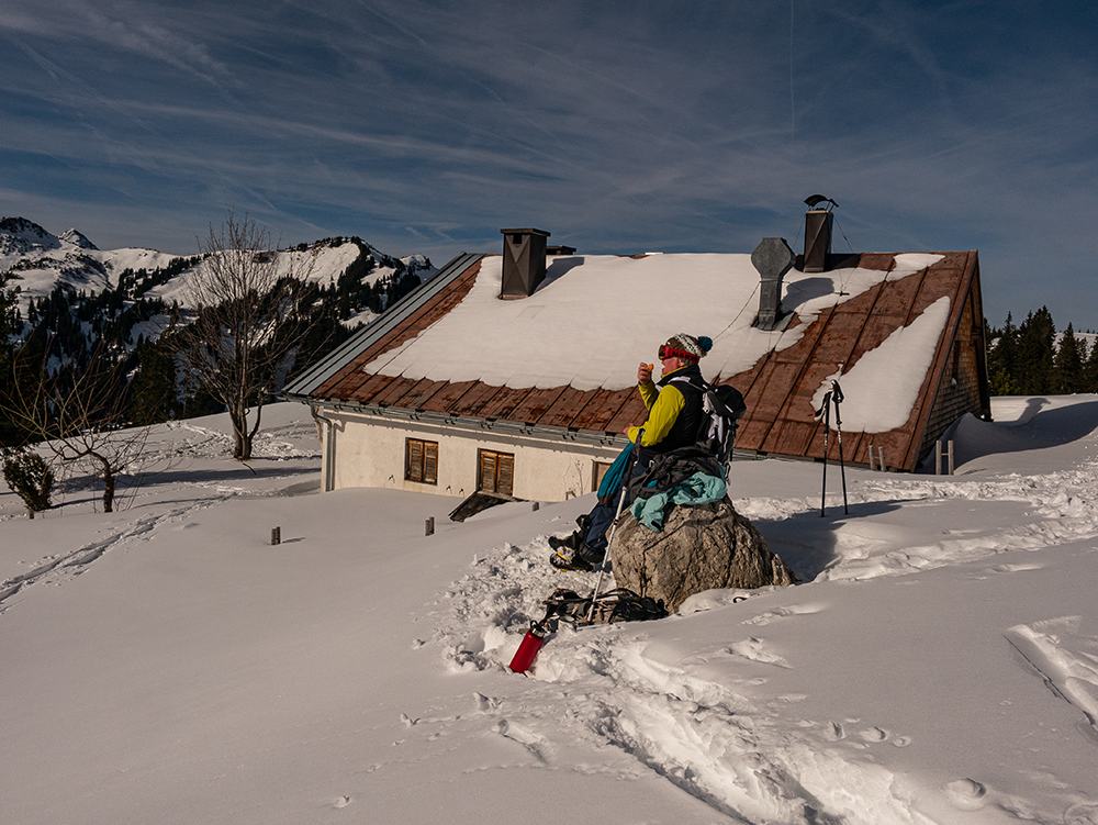 Frau Bergschön Naturschneeparadies Nesselwängle