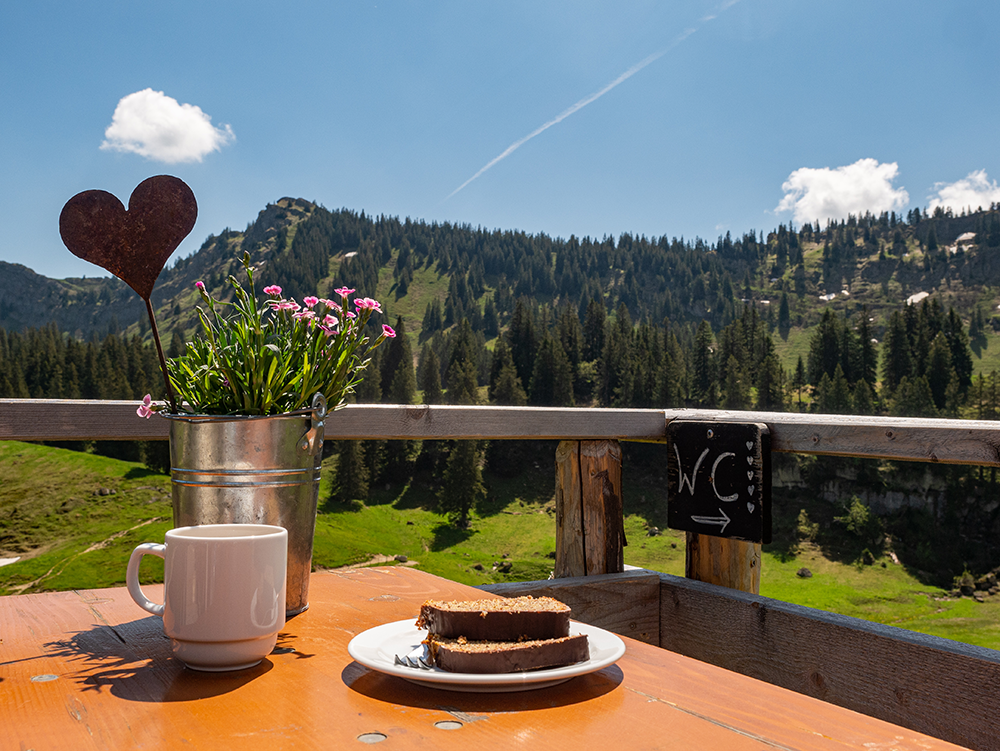 Frau Bergschoen Bike and Hike zum Sederer