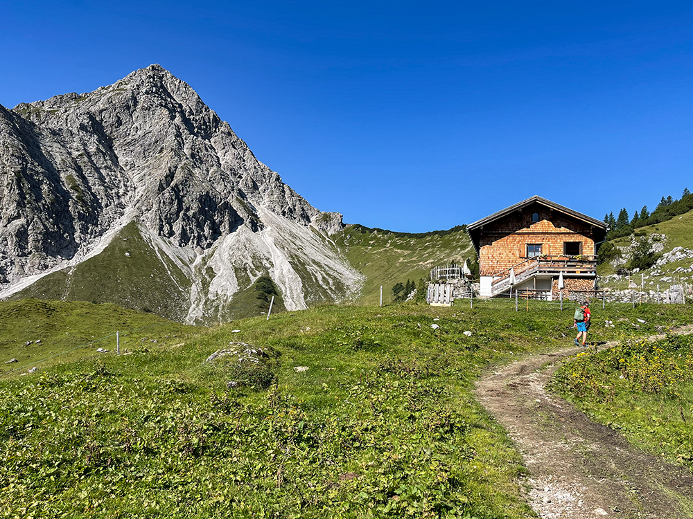 Rossalpe Pferde Alm Alpe Wanderung Berge Alpen Bergschön