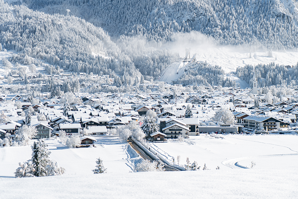 Winter in Oberstdorf Bergschön FrauBergschön