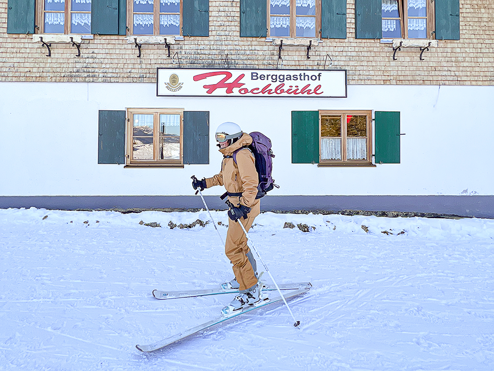 Steibis Skigebiet Oberstaufen Allgäu Oberallgäu Frau Bergschön